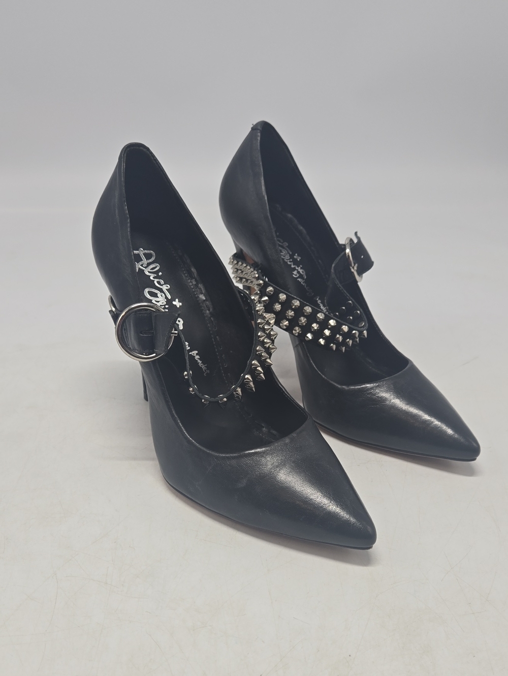 Alice + Olivia Pointed-Toe Mary Jane Heels Studded Strap EU 41